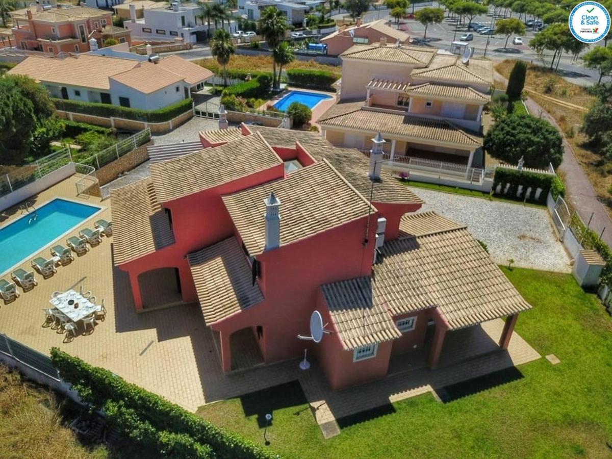 Villa Mikael - Free Wi-Fi - Aircon - Private Pool By Bedzy Albufeira Kültér fotó